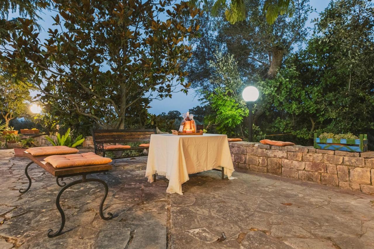 Trulli Country House Carla'S Secret Castellana Grotte Exterior foto